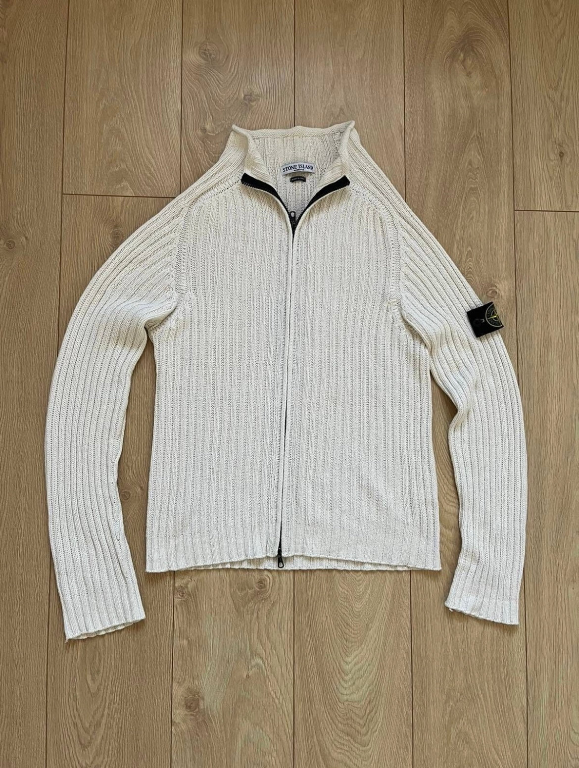 Stone Island Supplier (Single Piece Supplier)